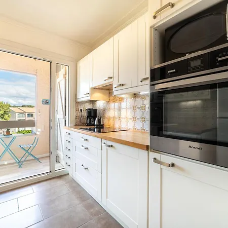 Les Faubourgs Saint Michel By Interhome