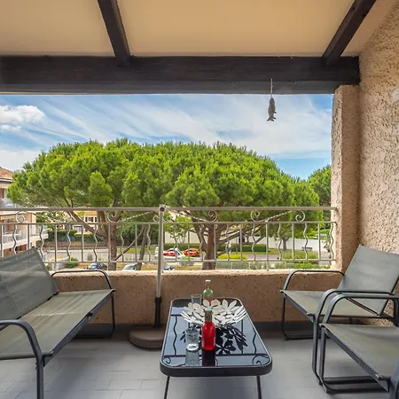 Apartment Les Faubourgs Saint Michel By Interhome *